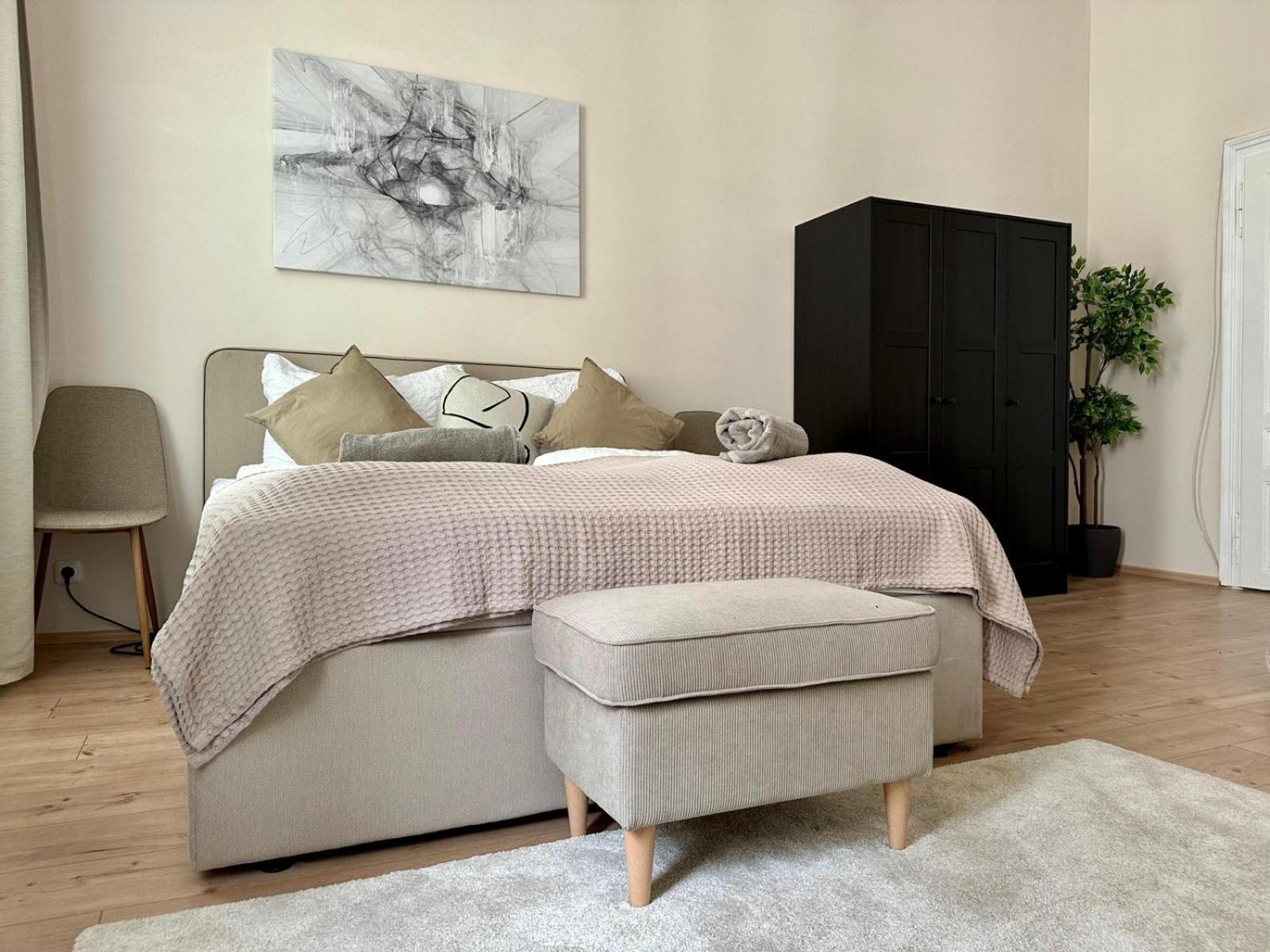 Spacious Apartment, 3 Min To U6 Metro Viyana Dış mekan fotoğraf