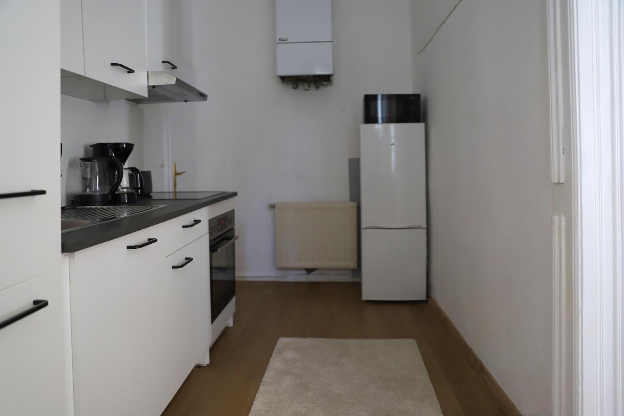 Spacious Apartment, 3 Min To U6 Metro Viyana Dış mekan fotoğraf