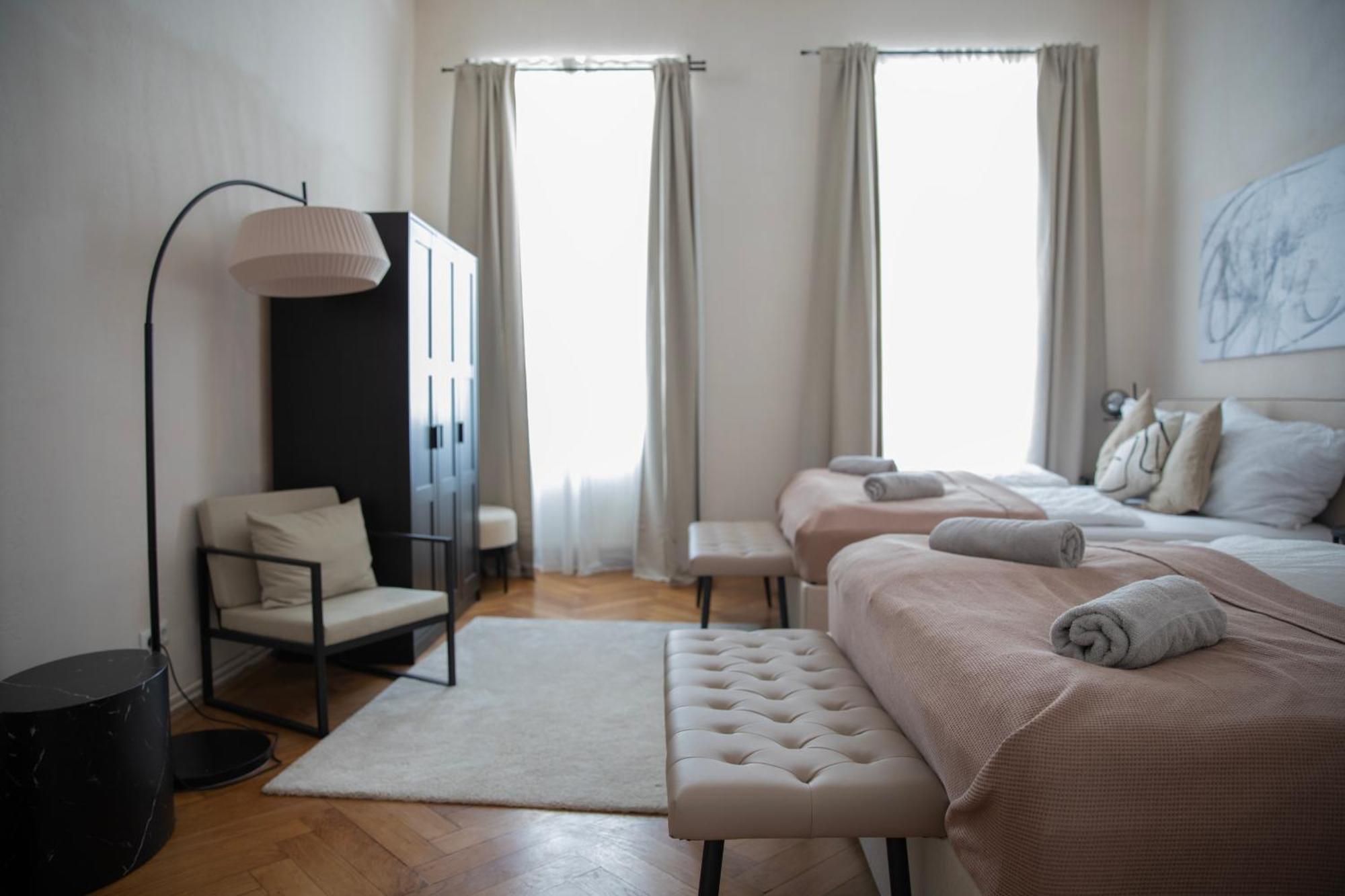 Spacious Apartment, 3 Min To U6 Metro Viyana Dış mekan fotoğraf