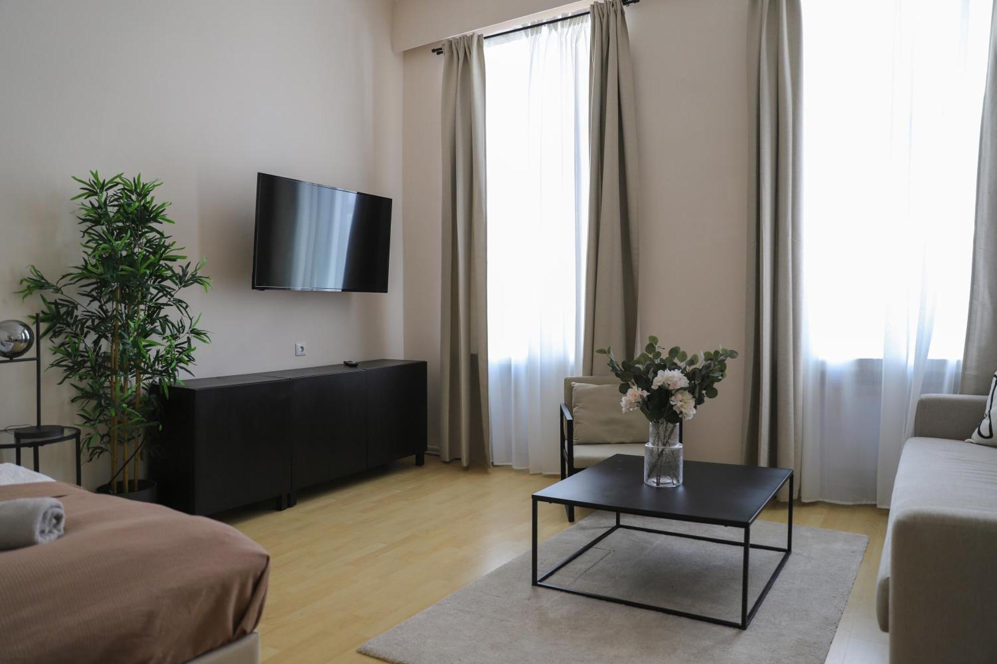 Spacious Apartment, 3 Min To U6 Metro Viyana Dış mekan fotoğraf